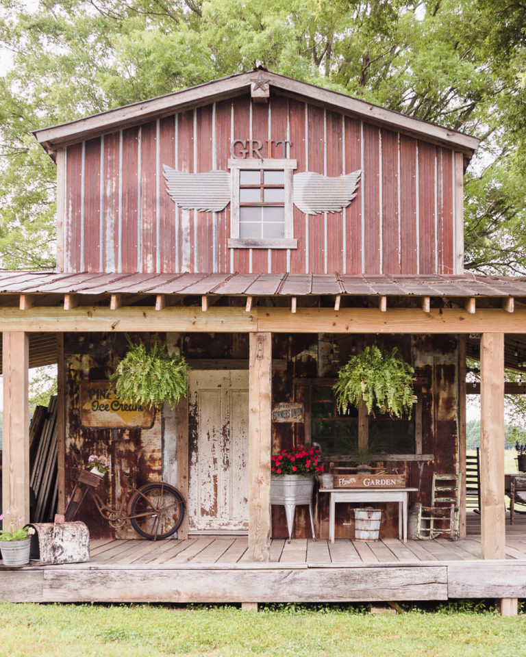 Summer Barn Tour. Rustic Barn decorated for summer with flea market finds