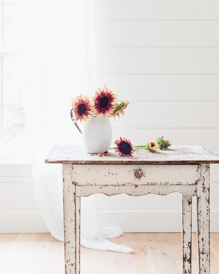 Sunflowers Ruby Eclipse | Styled for iPhone Wallpaper