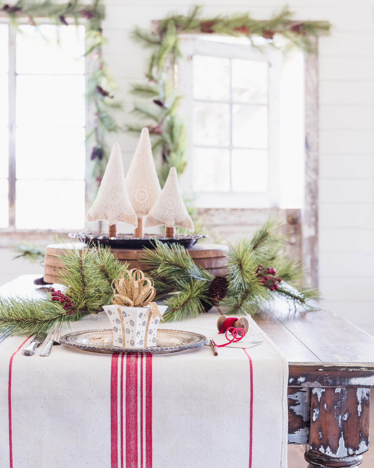 How to Create a Virtual Copy in Lightroom | Christmas tables cape with mini trees, red grain sack